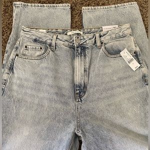 90’s boyfriend style jeans